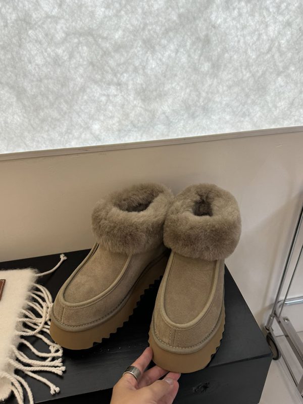 最高級UGGスーパーコピー靴 UGGムートンブーツコピー UGG ムートンブーツ 新作 2024 ヒッコリー 2514092 - 画像 (8)