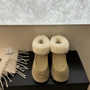 UGG ムートンブーツ 新作 2024