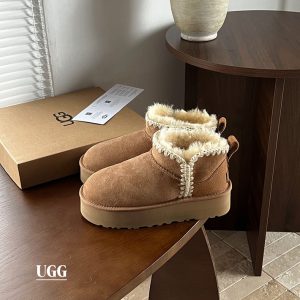 ugg 厚底ブーツ 人気