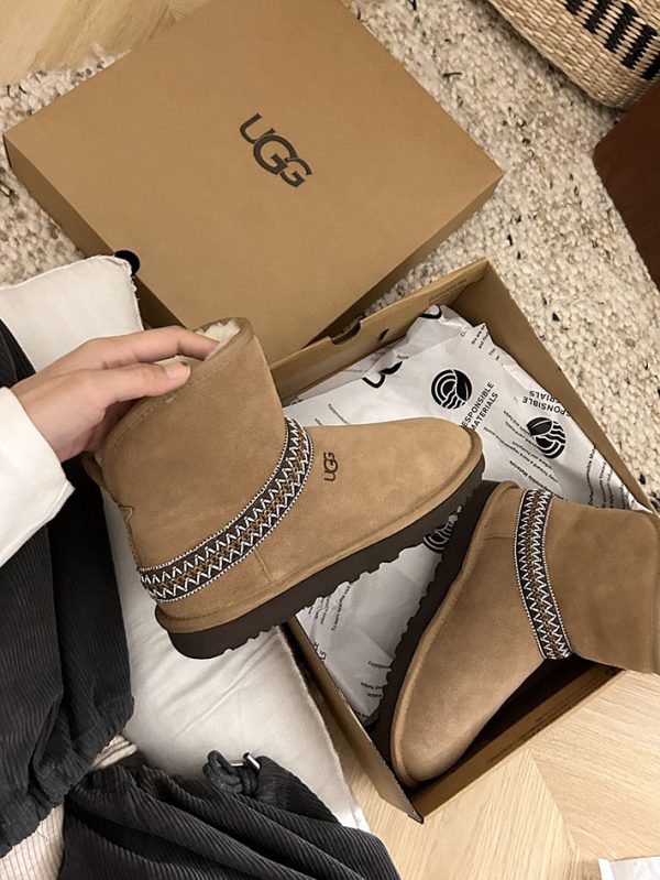 最高級UGGスーパーコピー靴 UGGムートンブーツコピー レディース ugg ムートンブーツ チェスナット 2514096 - 画像 (9)