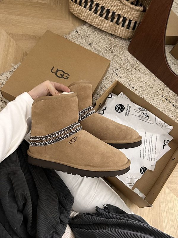 最高級UGGスーパーコピー靴 UGGムートンブーツコピー レディース ugg ムートンブーツ チェスナット 2514096 - 画像 (2)