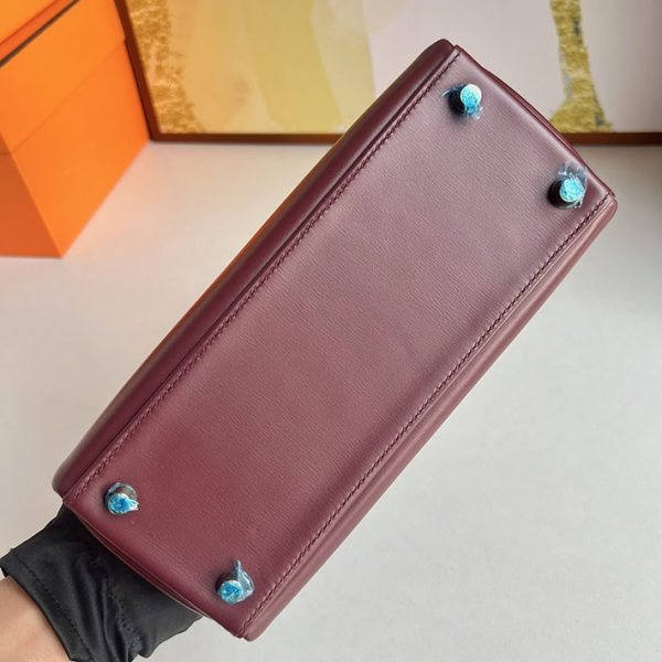 ケリー超N品 エルメス 安いバッグ HERMES ケリー25 内縫い ボルドー ボックスカーフ ゴールド金具 2025定価 2513112 - 画像 (3)