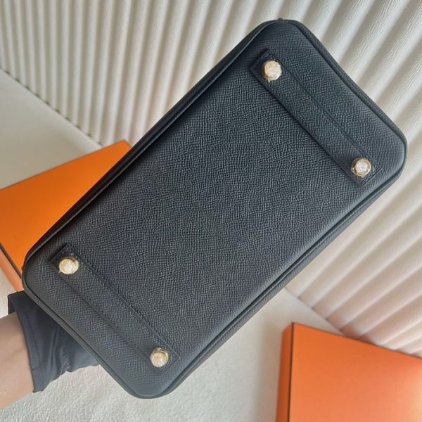 バーキン超N品 エルメスの人気バッグ HERMES バーキン25 黒 ブラック ヴォーエプソン ゴールド金具 2025定価 2513126 - 画像 (2)