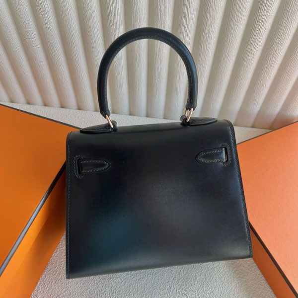 エルメス ケリー風 ミニバッグ HERMES ケリー20 外縫い 黒 ブラック ボックスカーフ ローズゴールド金具 2025定価 2513167 - 画像 (7)