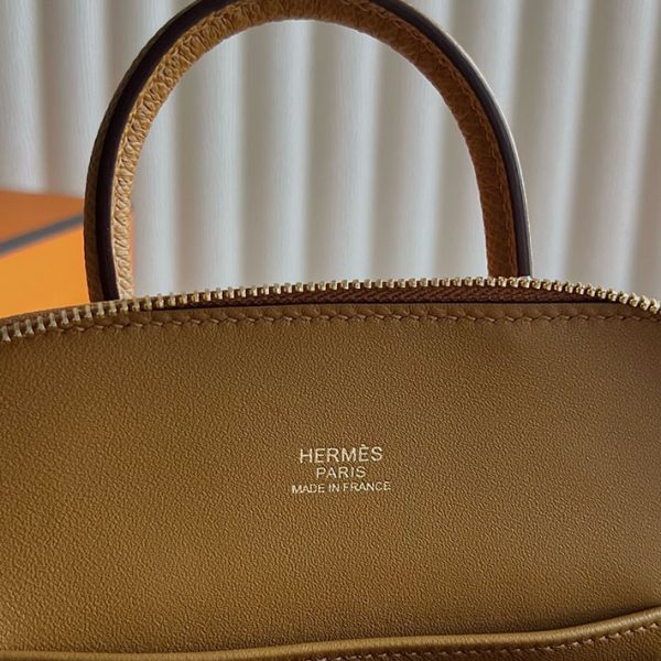 ボリードポーチ 人気色 HERMES ボリード1923 ミニ セサミ ヴォーエプソン ゴールド金具 2025定価 2513183 - 画像 (3)