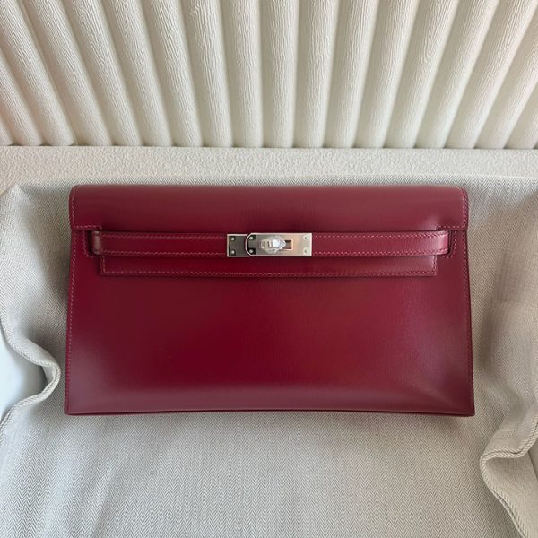 エルメス クラッチバッグ 2WAY HERMES ケリーエラン ルージュアッシュ ボックスカーフ シルバー金具 2025定価 2513206 - 画像 (2)