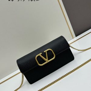 VALENTINO ミニバッグ ブランド お手頃