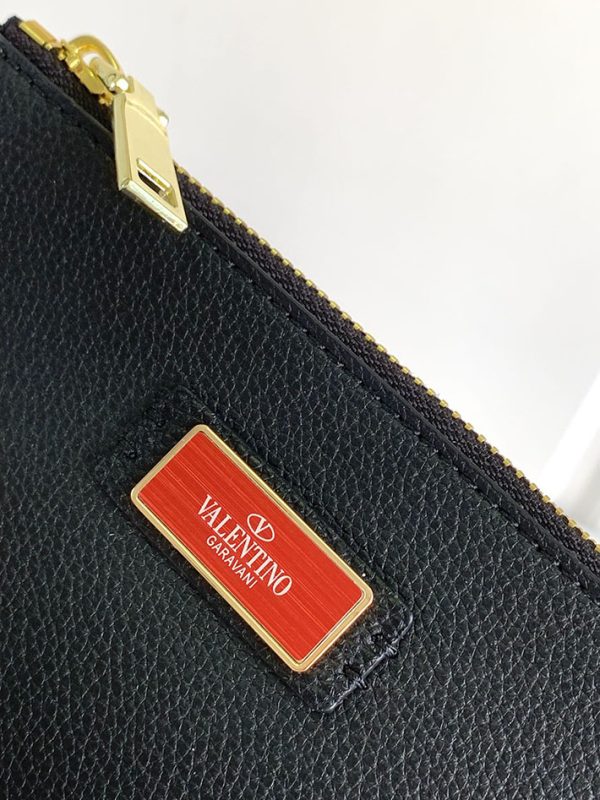 N品 ヴァレンティノ バッグ 人気 VALENTINO 大人可愛いトートバッグ ブランド 2412254 アーモンド ゴールド金具 - 画像 (2)