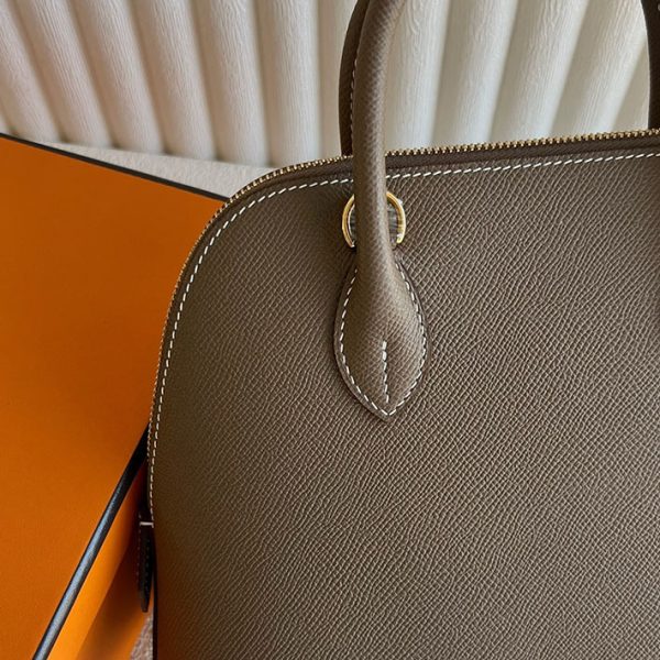 ボリード超N品 エルメス 手提げバッグ HERMES ボリード1923 25 エトゥープ ヴォーエプソン ゴールド金具 2025定価 2513259 - 画像 (9)