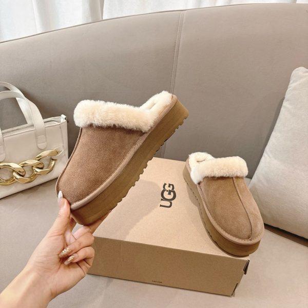 最高級UGGスーパーコピー UGGムートンサンダルコピー ugg ムートンサンダル 厚底 ヒッコリー 2514264 - 画像 (6)