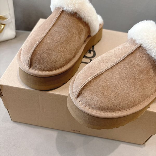 最高級UGGスーパーコピー UGGムートンサンダルコピー ugg ムートンサンダル 厚底 ヒッコリー 2514264 - 画像 (3)