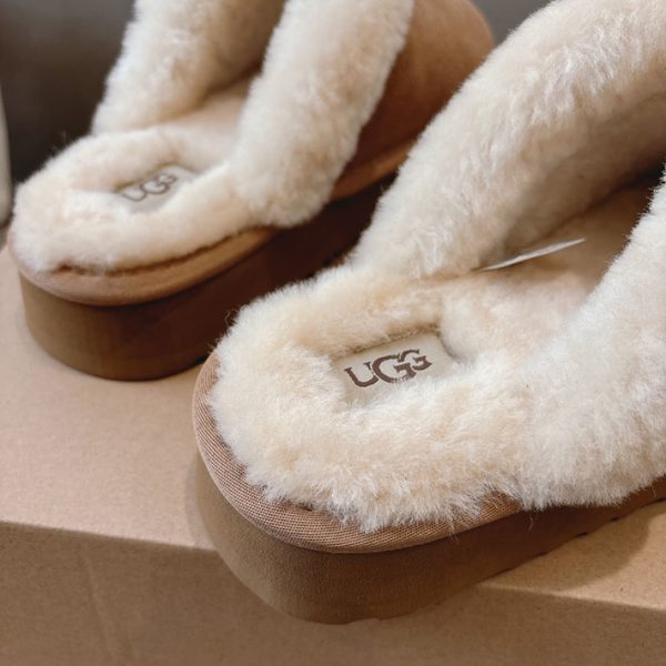 最高級UGGスーパーコピー UGGムートンサンダルコピー ugg ムートンサンダル 厚底 ヒッコリー 2514264 - 画像 (2)