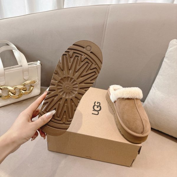 最高級UGGスーパーコピー UGGムートンサンダルコピー ugg ムートンサンダル 厚底 ヒッコリー 2514264 - 画像 (9)