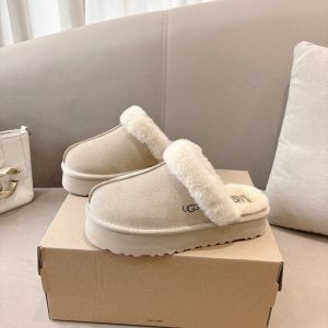 ugg ムートンサンダル 厚底