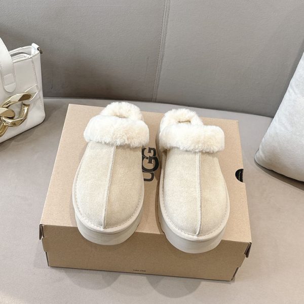 最高級UGGスーパーコピー UGGムートンサンダルコピー ugg ムートンサンダル 厚底 ホワイト 2514265 - 画像 (8)