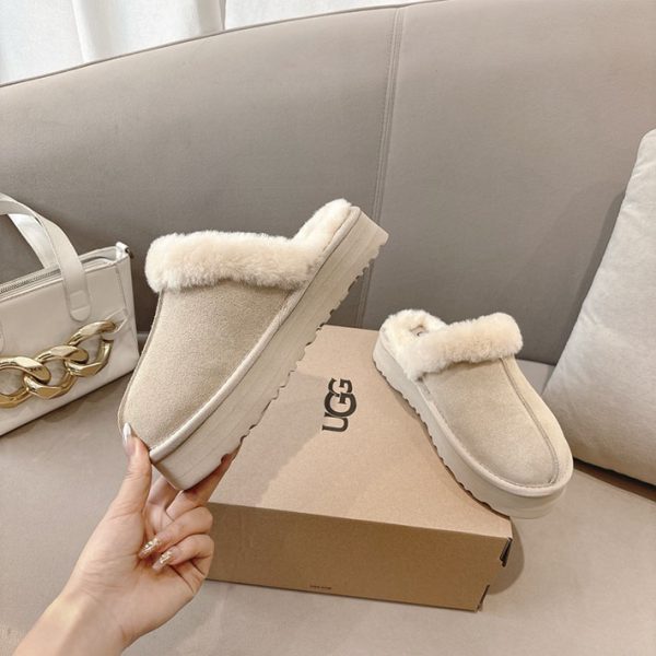 最高級UGGスーパーコピー UGGムートンサンダルコピー ugg ムートンサンダル 厚底 ホワイト 2514265 - 画像 (6)