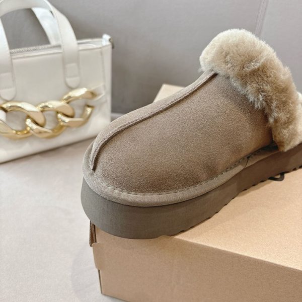 最高級UGGスーパーコピー UGGムートンサンダルコピー ugg ムートンサンダル 厚底 マスタードシード 2514266 - 画像 (4)