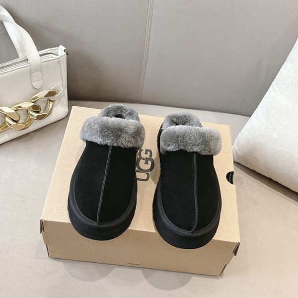 最高級UGGスーパーコピー UGGムートンサンダルコピー ugg ムートンサンダル 厚底 ブラック 2514267 - 画像 (9)