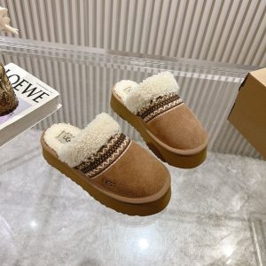 ugg ファーサンダル アウトレット