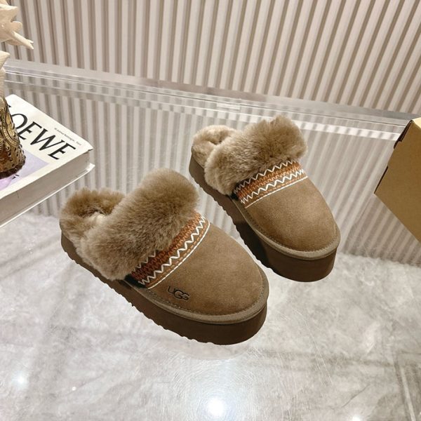 ugg ファーサンダル アウトレット