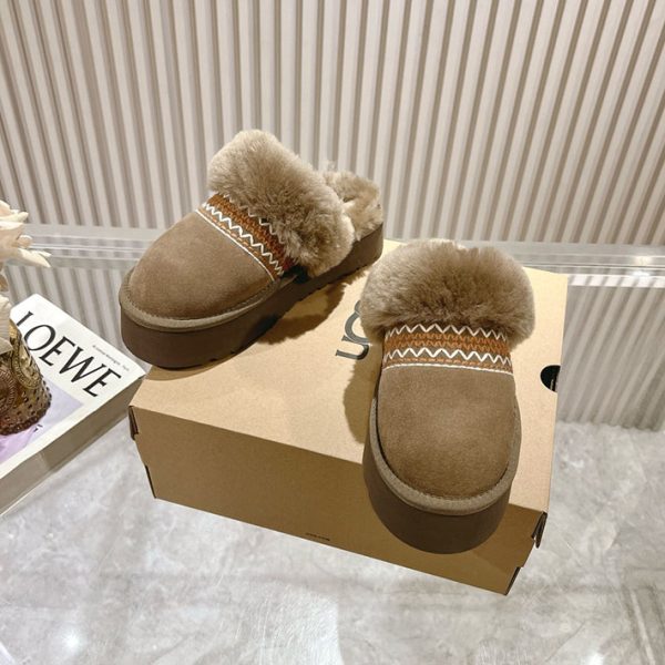 最高級UGGスーパーコピー UGGムートンサンダルコピー ugg ファーサンダル アウトレット ヒッコリー 2514272 - 画像 (7)