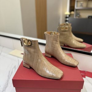 VALENTINO ミドルブーツ レディース 歩きやすい