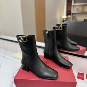 VALENTINO ミドルブーツ レディース 歩きやすい