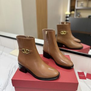 VALENTINO ミドルブーツ レディース 歩きやすい