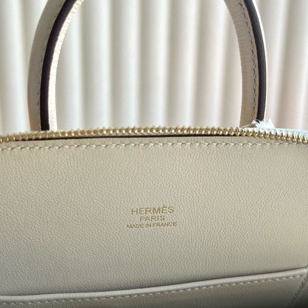 ポーチ 可愛い ブランド 安い HERMES ボリード1923 ミニ ナタ シェブルミゾル ゴールド金具 2025定価 2513328 - 画像 (6)