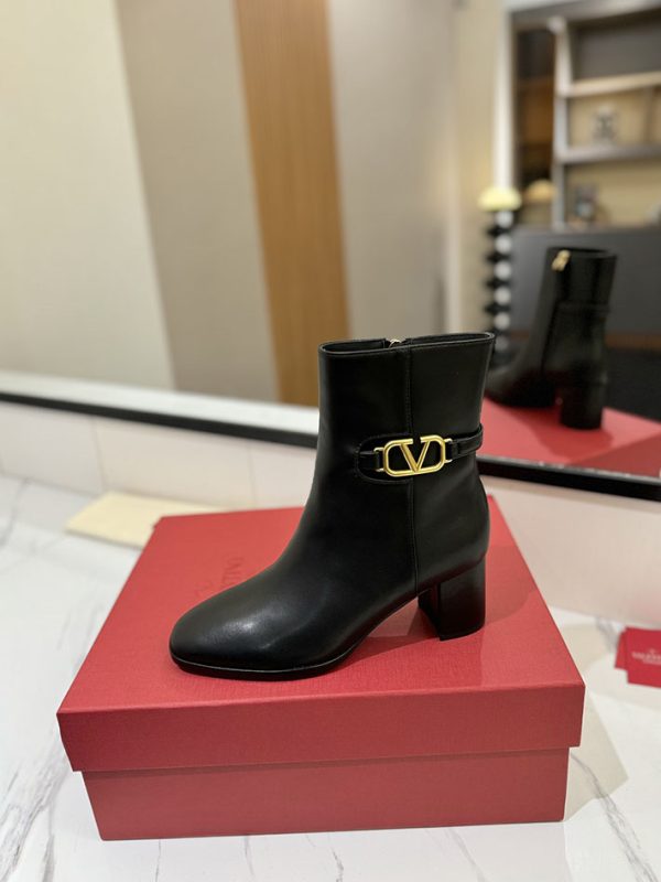 最高級ヴァレンティノスーパーコピー靴 ヴァレンティノブーツコピー VALENTINO ローヒール ブーツ しまむら 2412369 ブラック - 画像 (7)