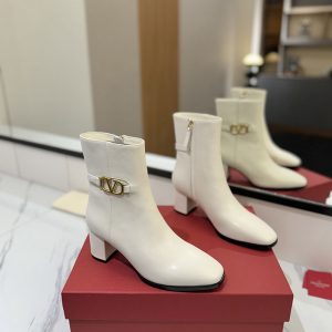 VALENTINO ローヒール ブーツ しまむら