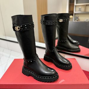 VALENTINO ブーツ 可愛い 歩きやすい