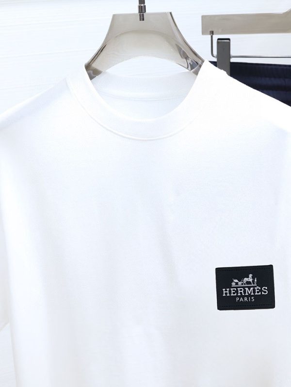 最高級エルメススーパーコピー服 エルメスＴシャツコピー メンズtシャツ 人気ブランド 2412544 ウール100% ブラック セット - 画像 (6)