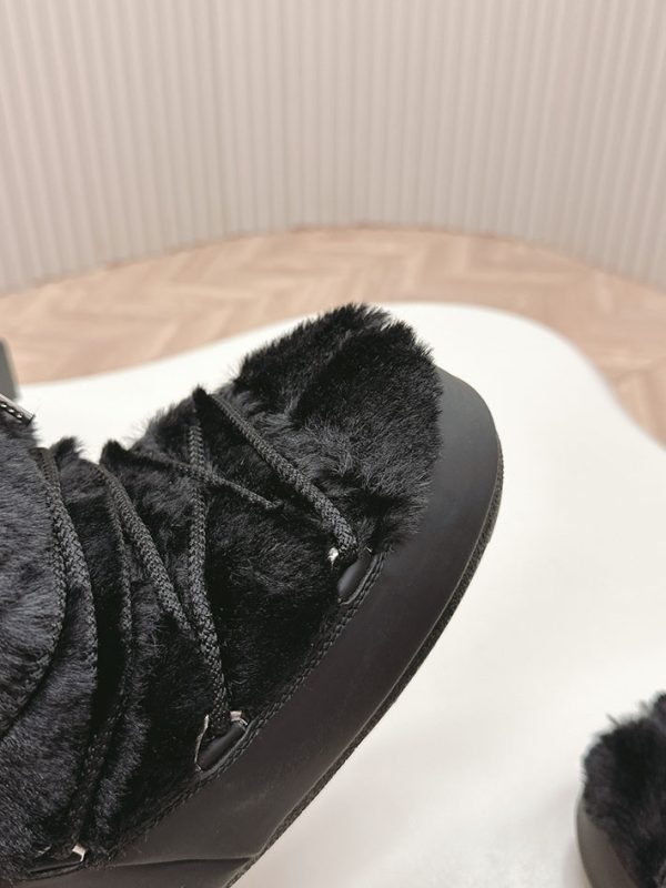 最高級UGGスーパーコピー UGGムートンブーツコピー UGG 安く買う方法 ブラック 2514558 - 画像 (5)