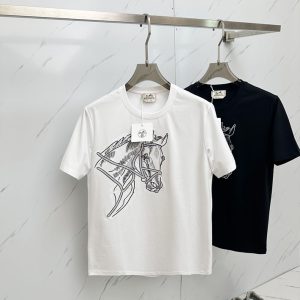 エルメス tシャツ 川口春奈