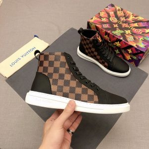 スニーカー人気 メンズ