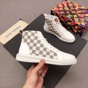 スニーカー人気 メンズ