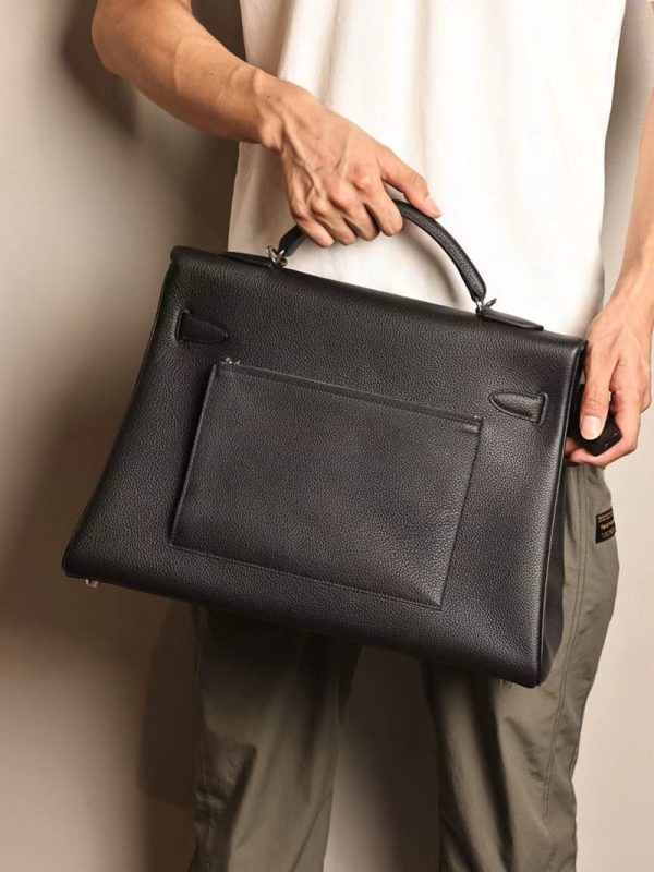 エルメス マキシケリー42 メンズ HERMES ケリー 42cm 内縫い 黒 ブラック トゴ シルバー金具 2412801 - 画像 (4)