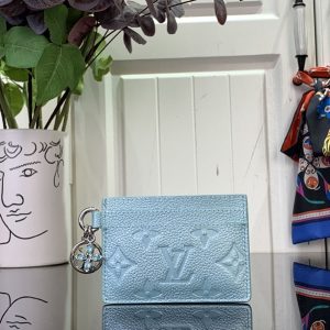 ヴィトン カードケース 人気