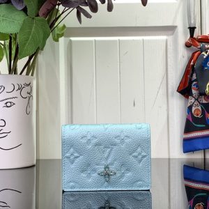 ルイヴィトン 定期入れ 二つ折り