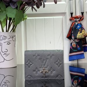 ヴィトン 名刺入れ モノグラム