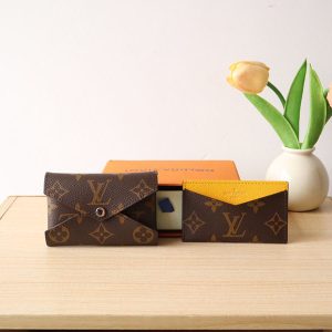 ヴィトン カードケース 財布代わり