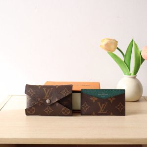 ヴィトン カードケース 財布代わり