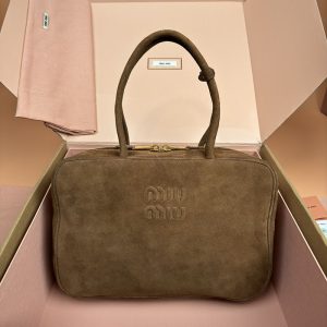 miumiu バッグセール