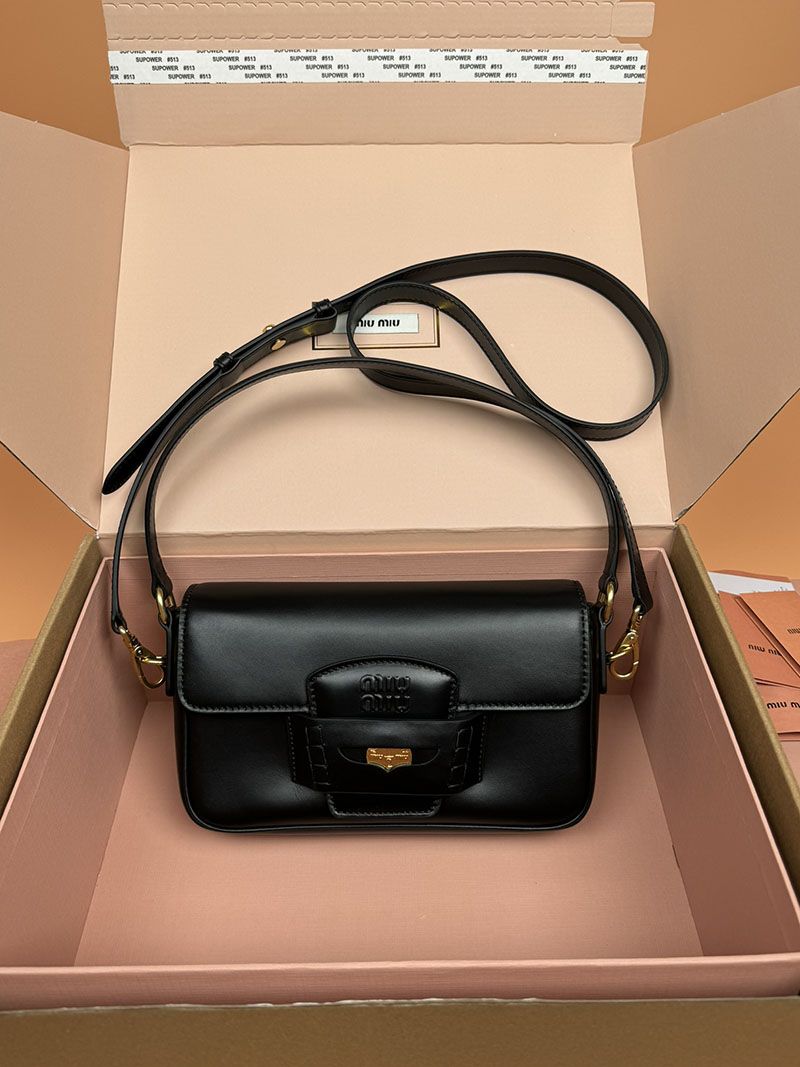 MiuMiu ペニー レザー バッグ ブラック 5BD270_ACRM_F0046_V_OOO ゴールド金具 ホーボーバッグ miumiu - 画像 (2)