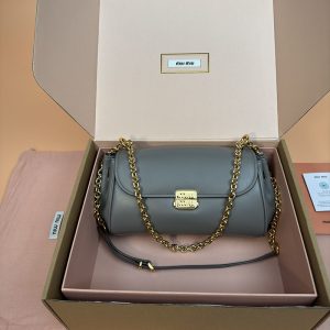 miumiu ショルダーバッグ アウトレット