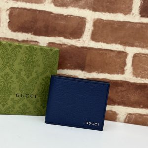 GUCCIの財布 持ってる 人
