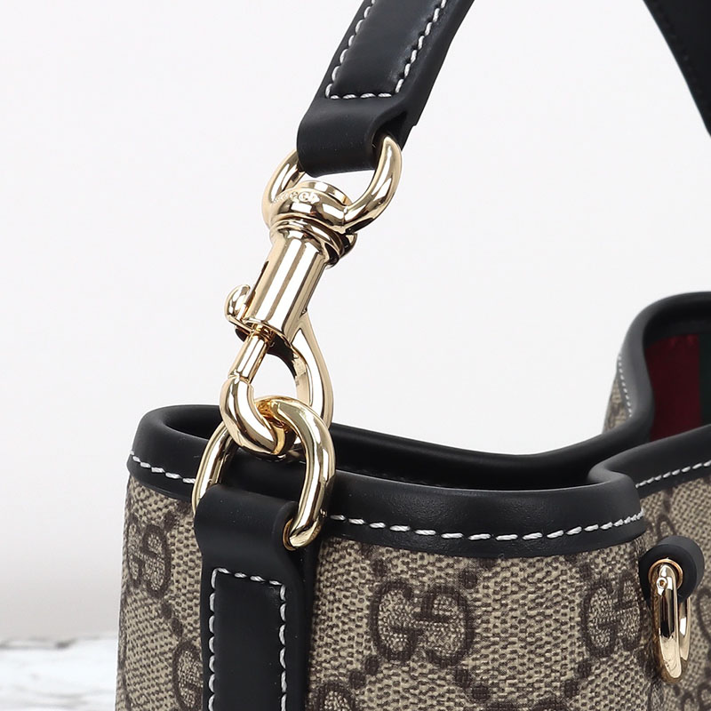 バケットバッグ ショルダー グッチ GGエンブレム ミニ バケットバッグ 815118 FAD6L 9741 ベージュ&ブラック ゴールド金具 - 画像 (5)