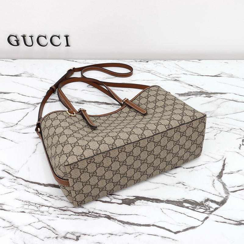 グッチ トートバッグ 新作 2025 グッチ GGエンブレム スモール トートバッグ 815214 FAD6L 9758 ベージュ&ダークブラウン - 画像 (4)