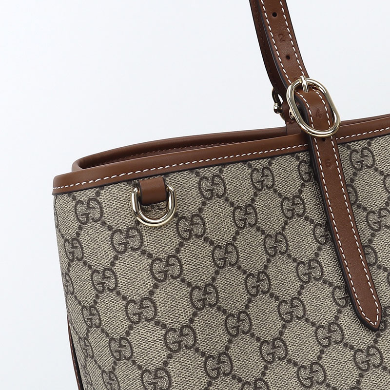 グッチ トートバッグ 新作 2025 グッチ GGエンブレム ラージ トートバッグ 815212 FAD6L 9758 ベージュ&ダークブラウン - 画像 (8)